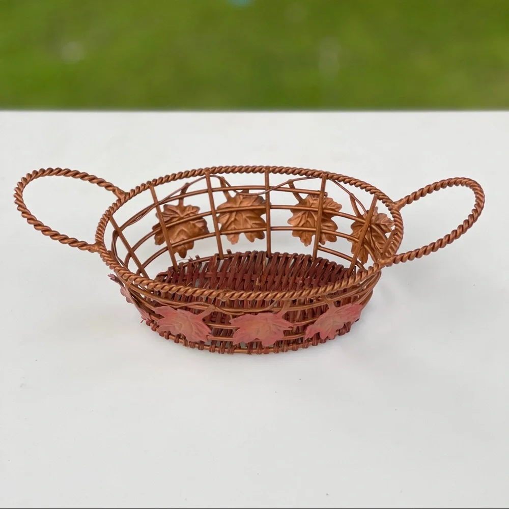 Oval Copper Wire Basket With Wicker Base Fall Decor‎